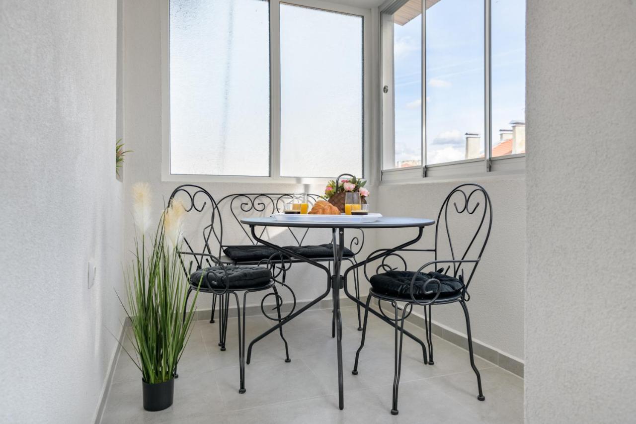 Лукс На Море Luxury Apartment In Downtown With Garage Warna Zewnętrze zdjęcie