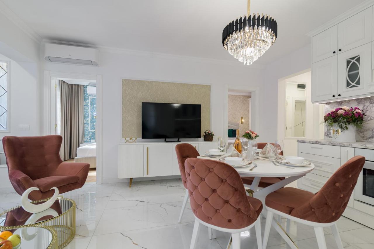 Лукс На Море Luxury Apartment In Downtown With Garage Warna Zewnętrze zdjęcie