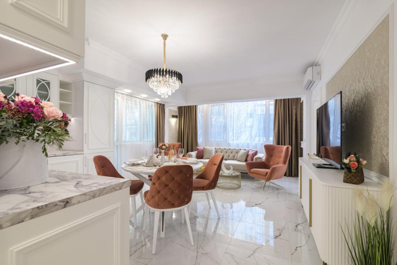 Лукс На Море Luxury Apartment In Downtown With Garage Warna Zewnętrze zdjęcie