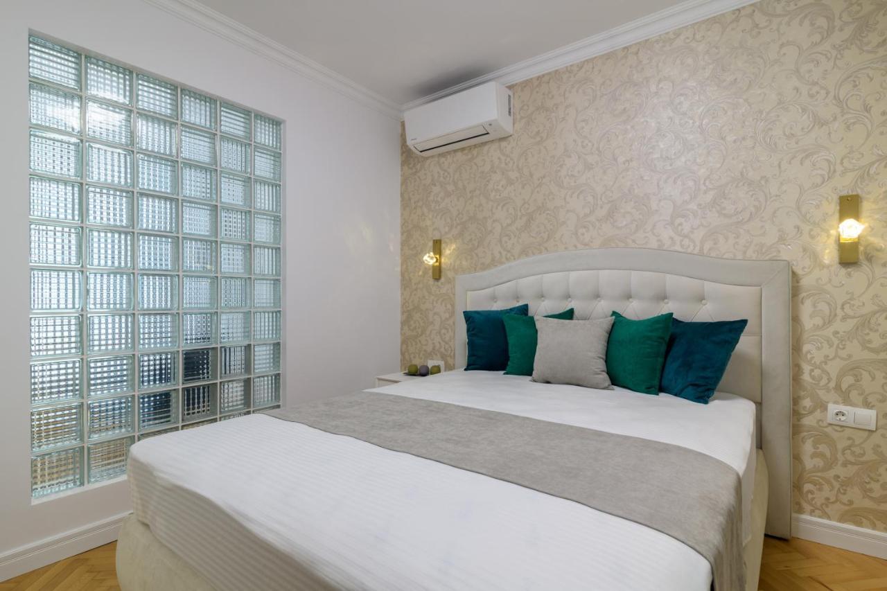 Лукс На Море Luxury Apartment In Downtown With Garage Warna Zewnętrze zdjęcie